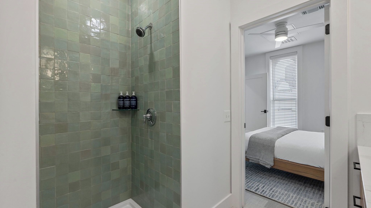 Photo of Bathroom in Main - Military Plaza