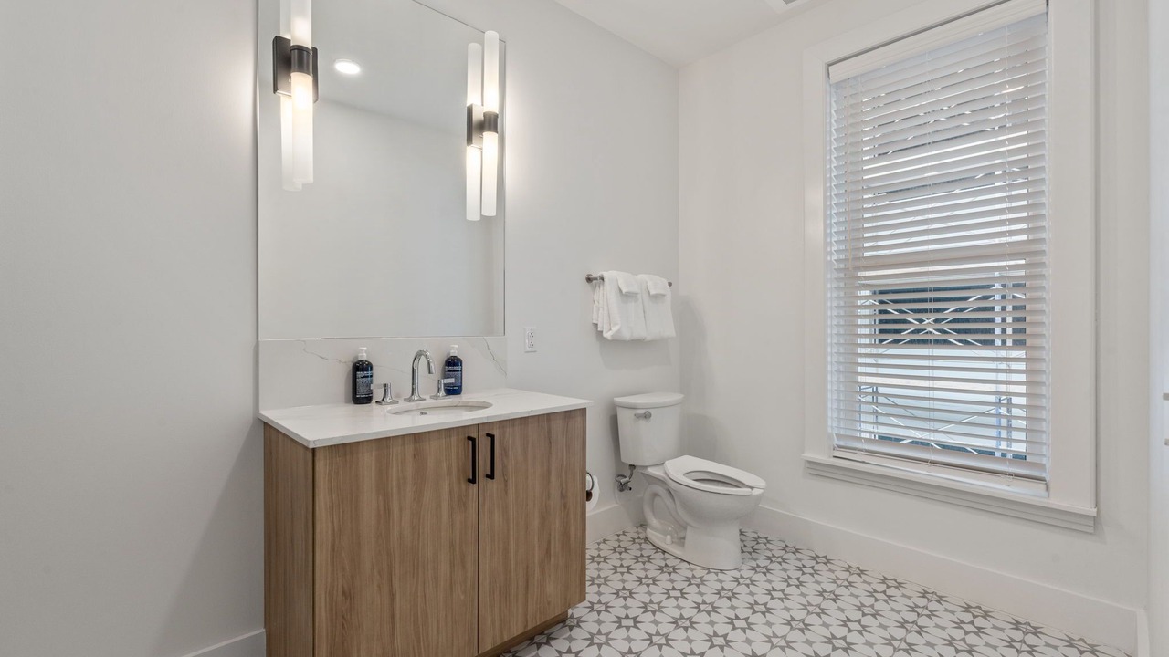 Photo of Bathroom in Main - Military Plaza