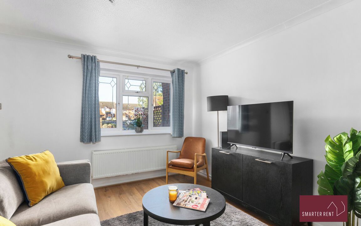 Photo of Livingroom in Guildford