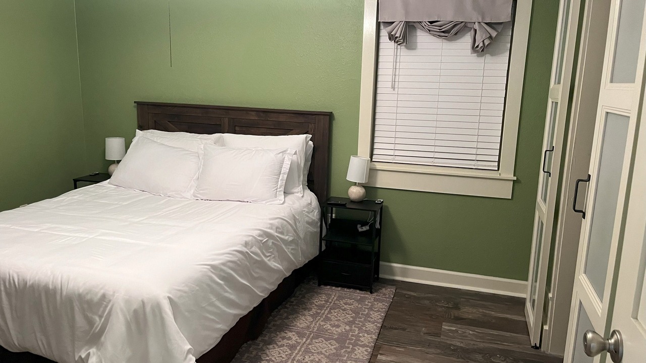 Photo of Bedroom in Highlands - Perkins