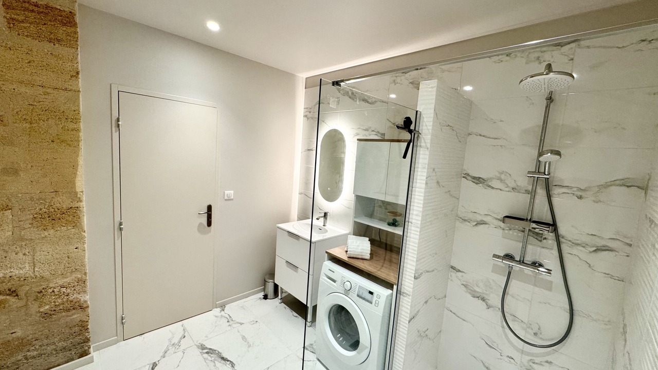 Photo of Bathroom in Saint-Sulpice-de-Faleyrens