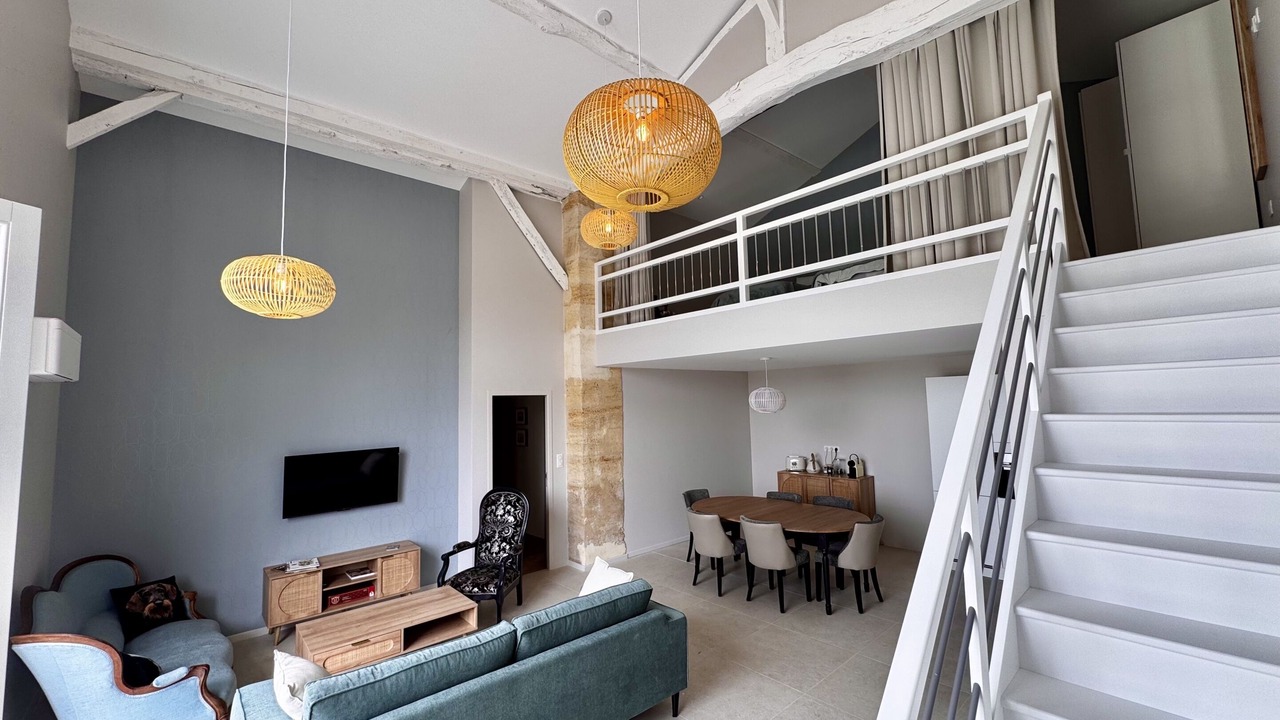 Photo of Livingroom in Saint-Sulpice-de-Faleyrens