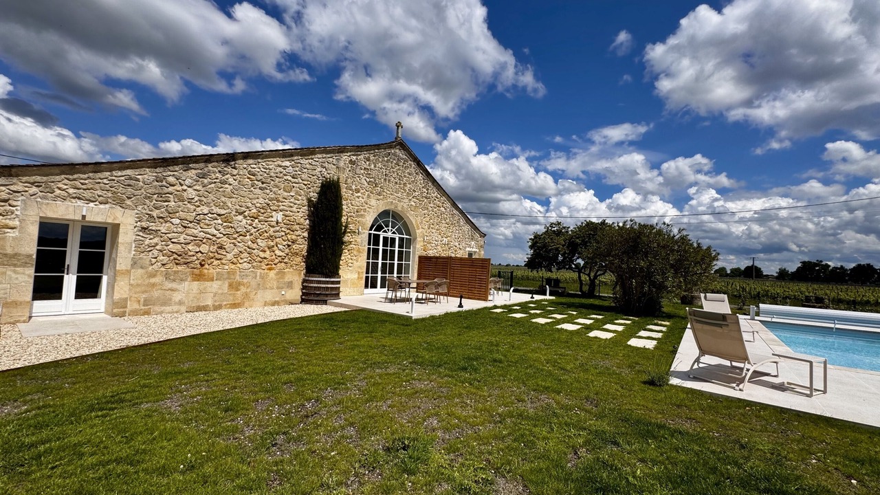 Photo of Patio Balcony in Saint-Sulpice-de-Faleyrens