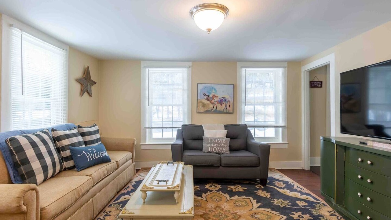 Photo of Livingroom in Fly Creek