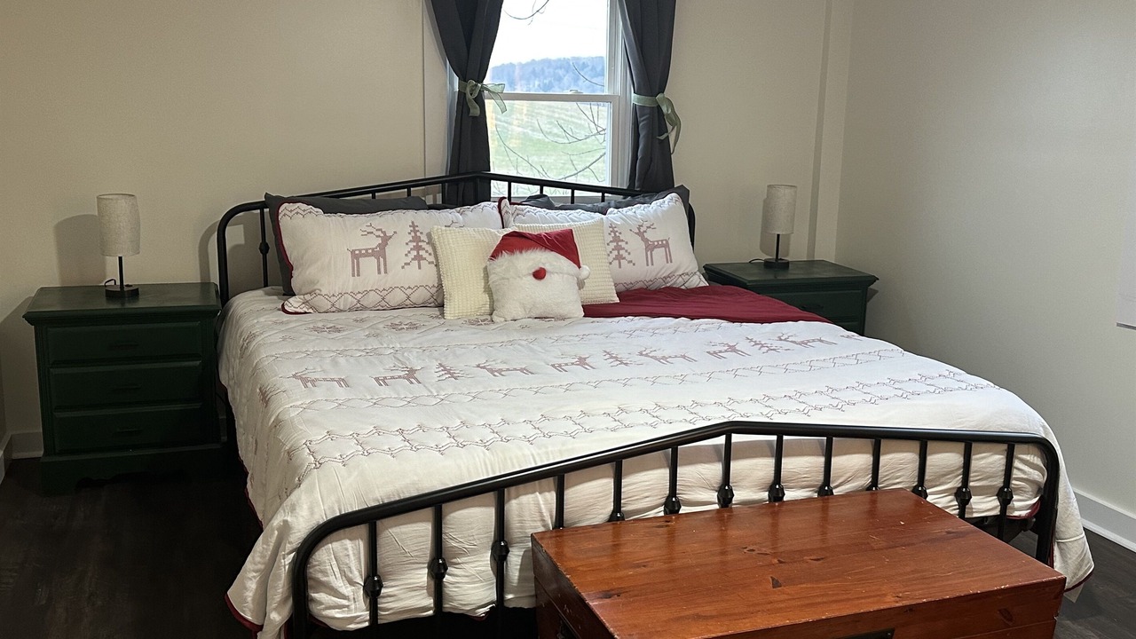 Photo of Bedroom in Richfield Springs