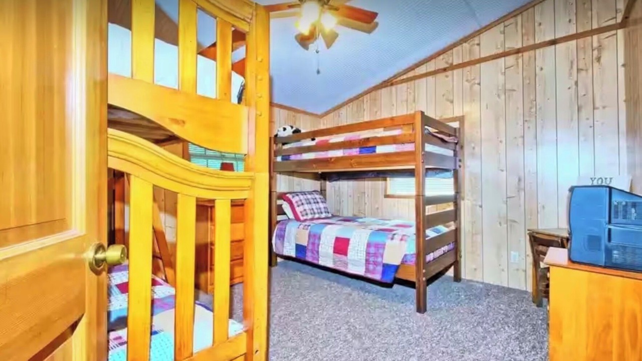 Photo of Bedroom in South Toledo Bend