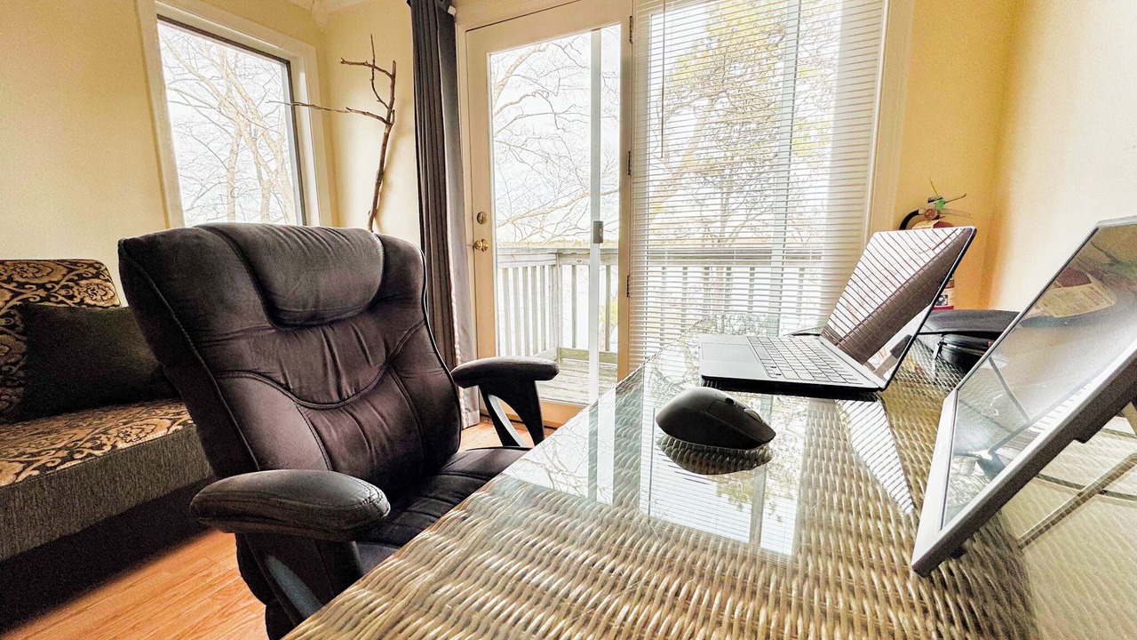 Photo of Livingroom in Cotuit