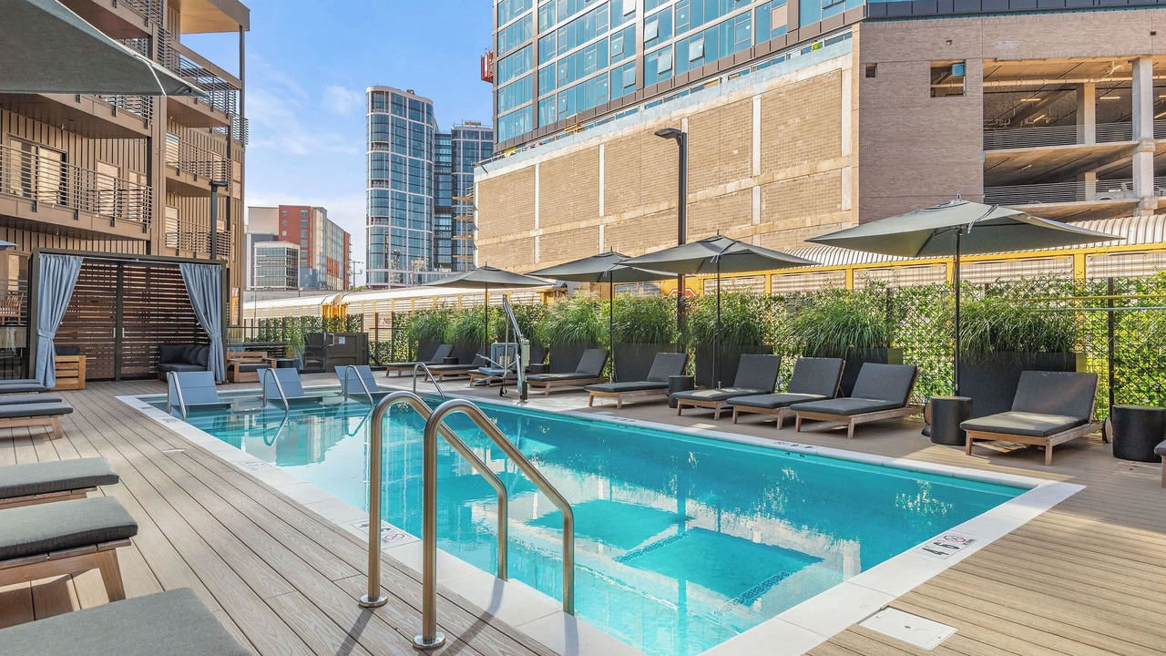 Photo of Outdoor in Eighth Avenue