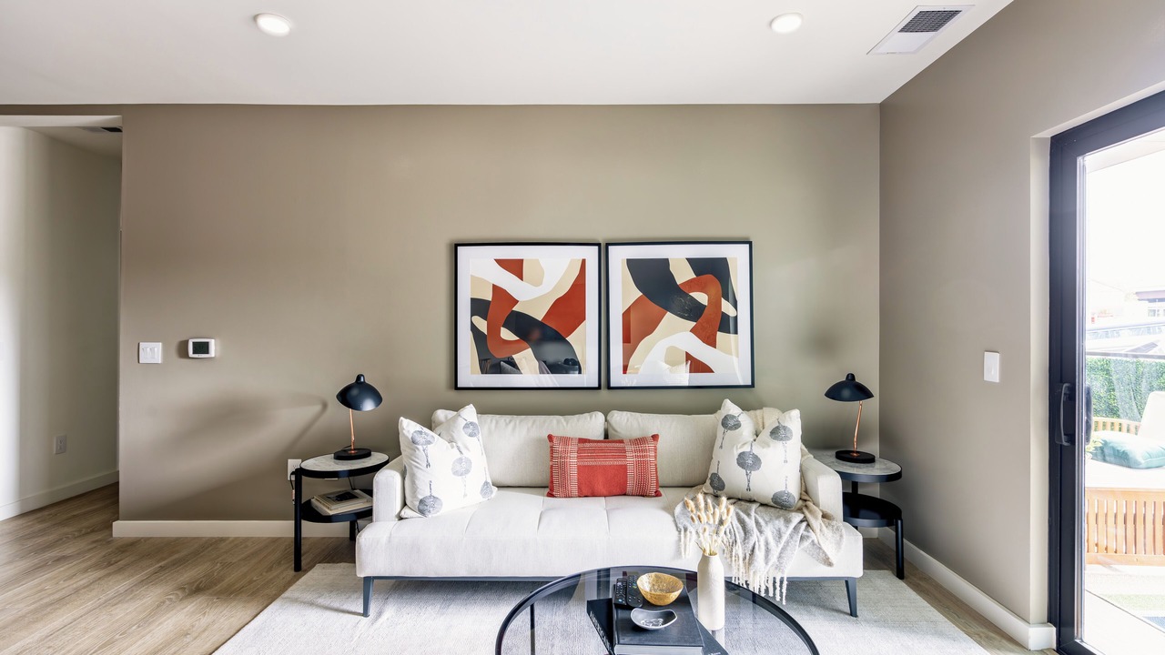 Photo of Livingroom in Eighth Avenue