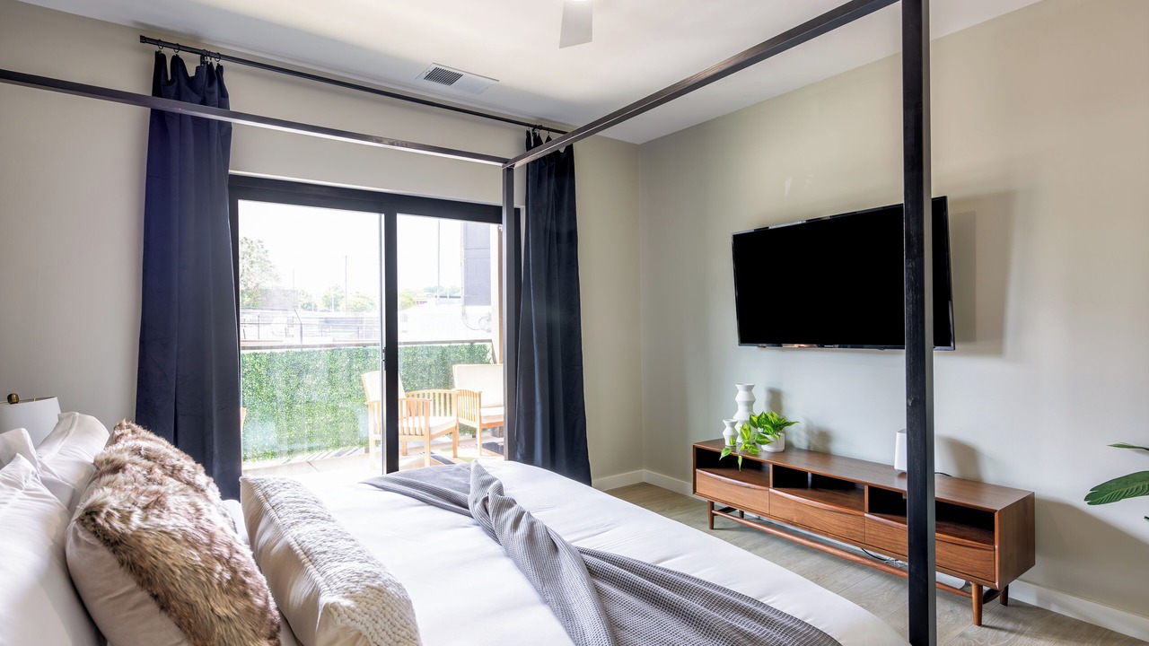 Photo of Bedroom in Eighth Avenue