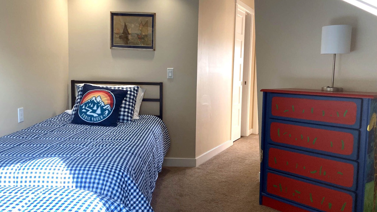 Photo of Bedroom in Macatawa