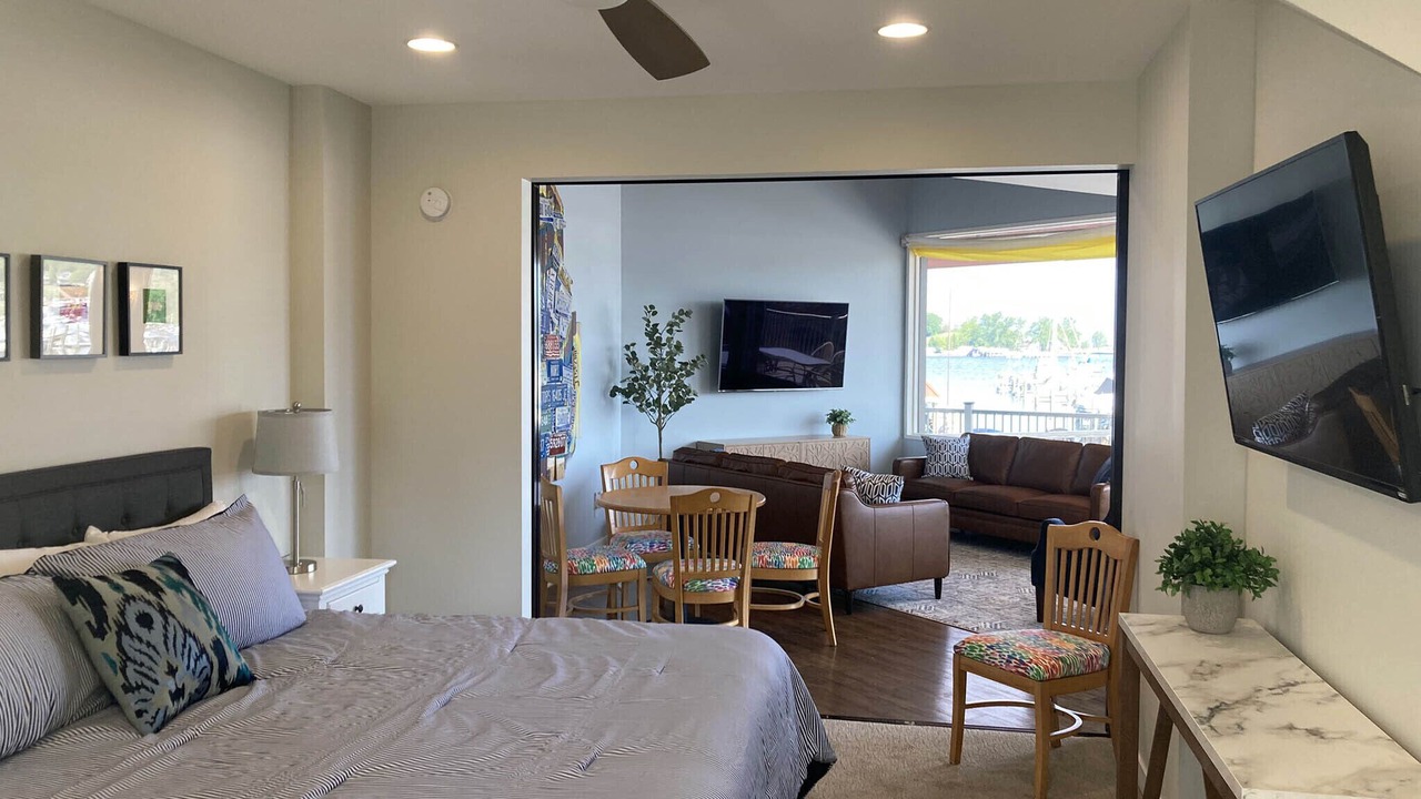 Photo of Bedroom in Macatawa