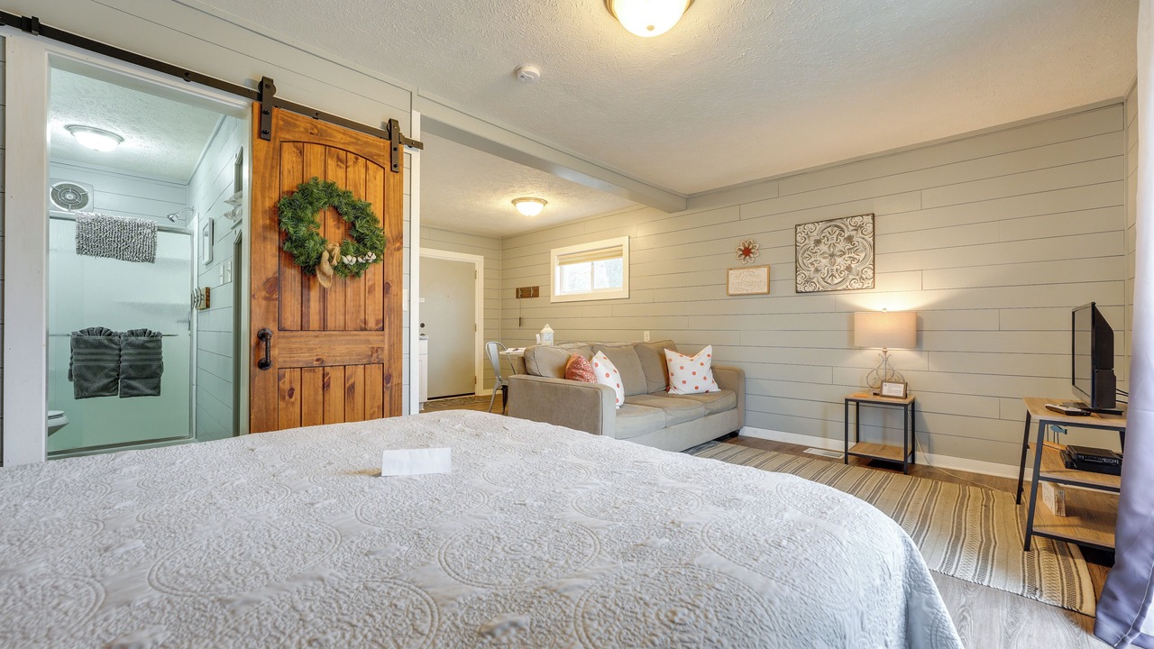 Photo of Bedroom in Cape Fair