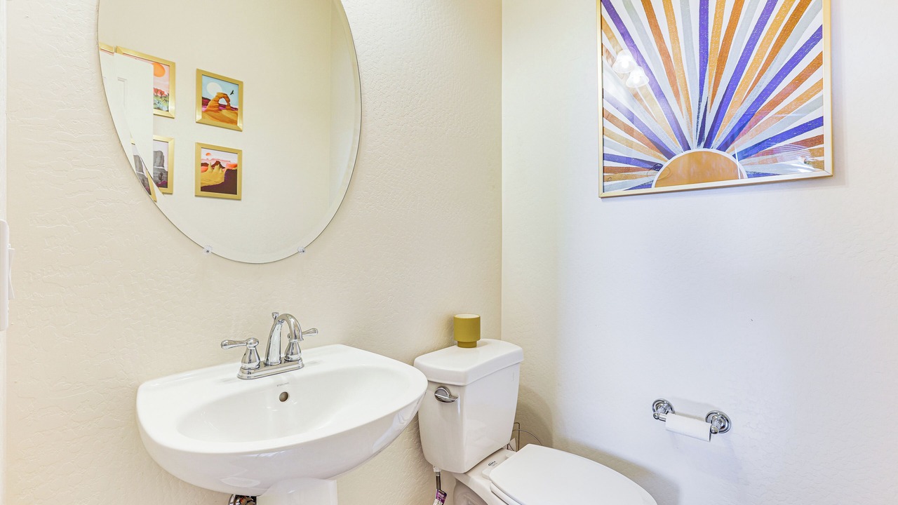 Photo of Bathroom in Montecito in Estrella