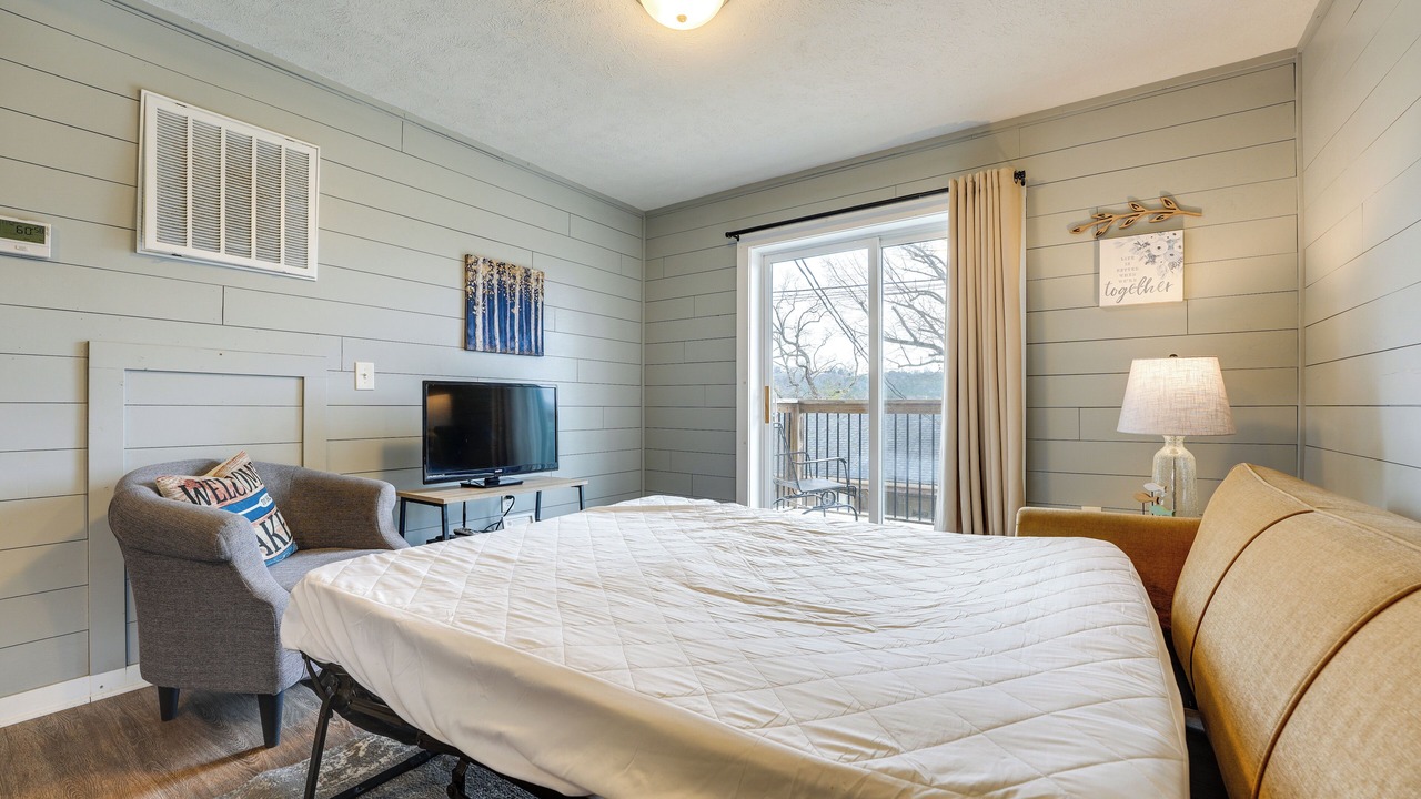 Photo of Bedroom in Cape Fair