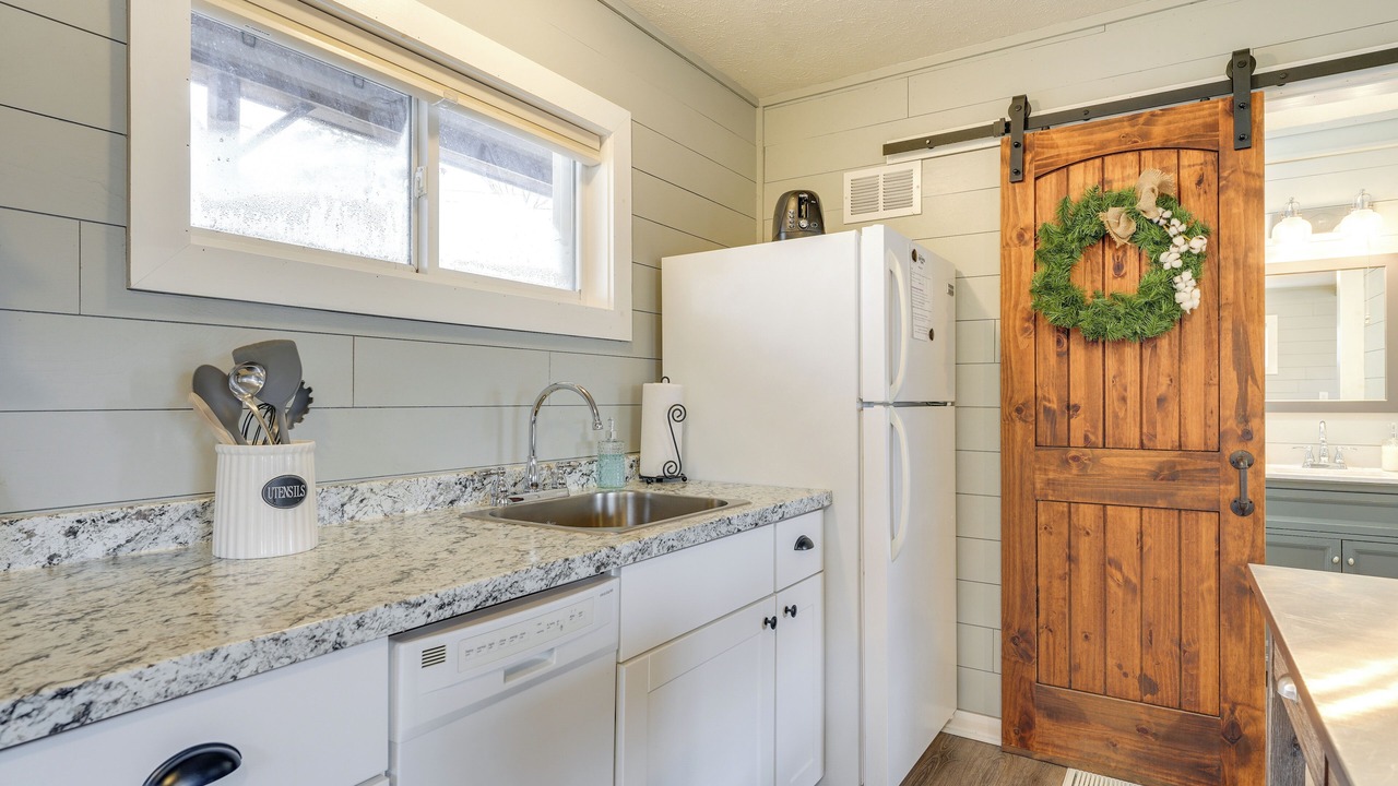Photo of Kitchen in Cape Fair