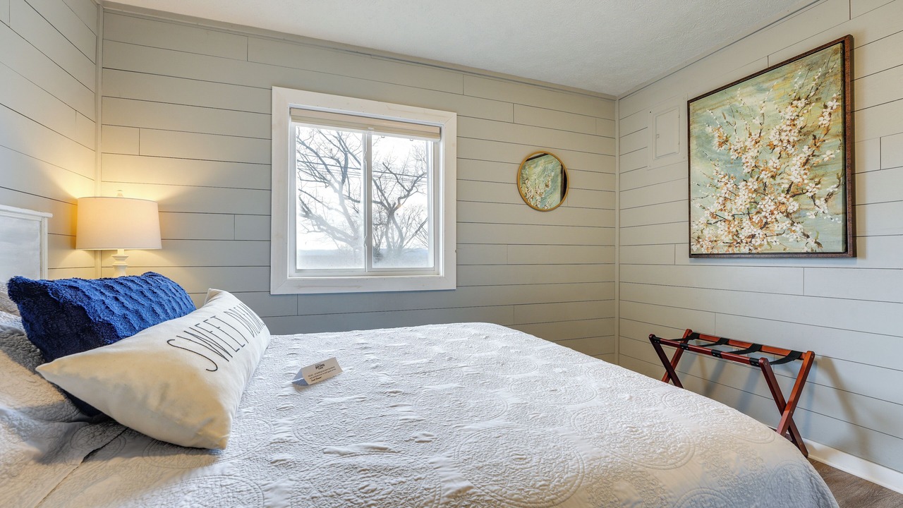 Photo of Bedroom in Cape Fair