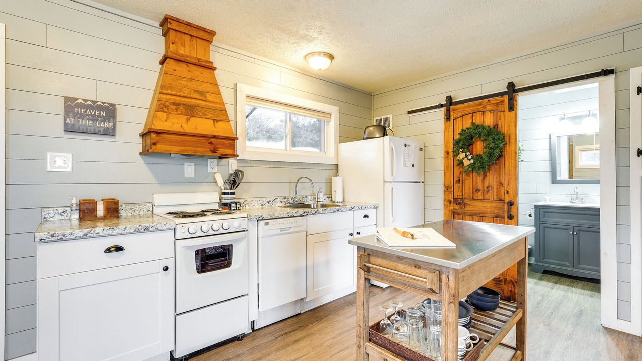 Photo of Kitchen in Cape Fair