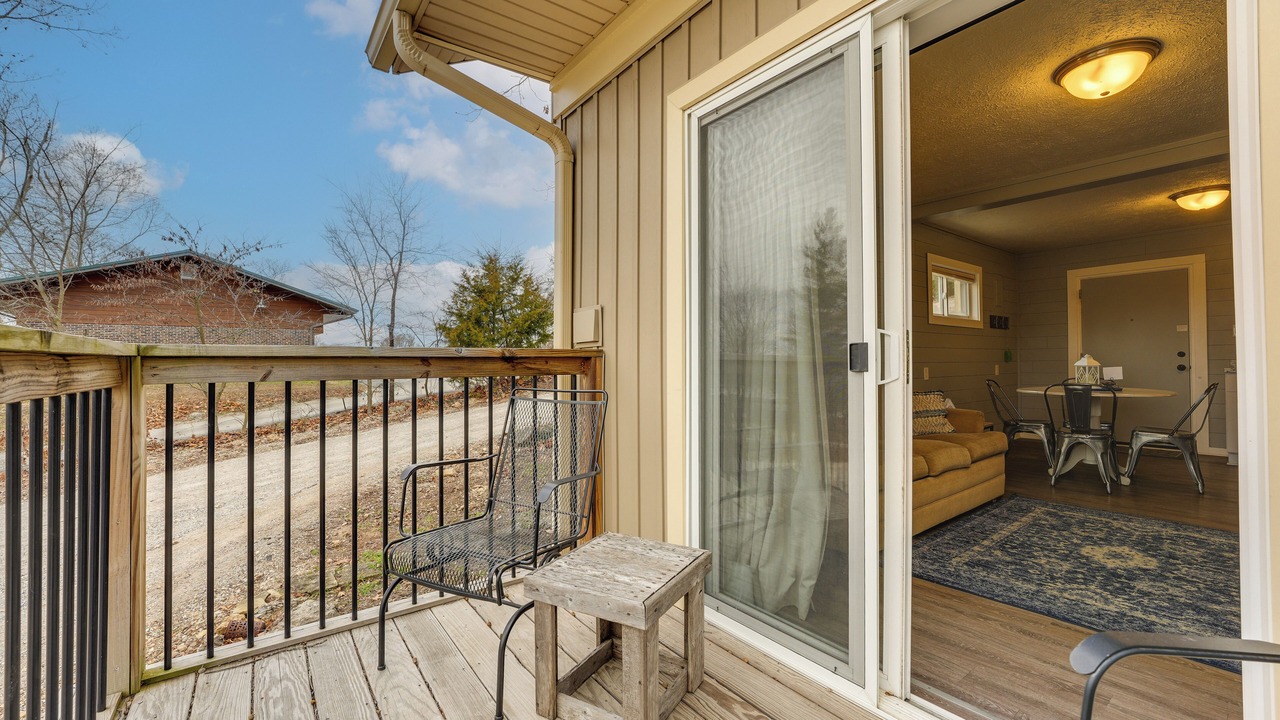 Photo of Patio Balcony in Cape Fair