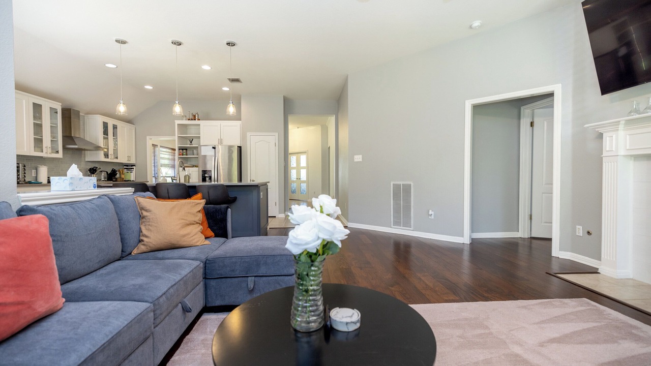 Photo of Livingroom in Cedar Park