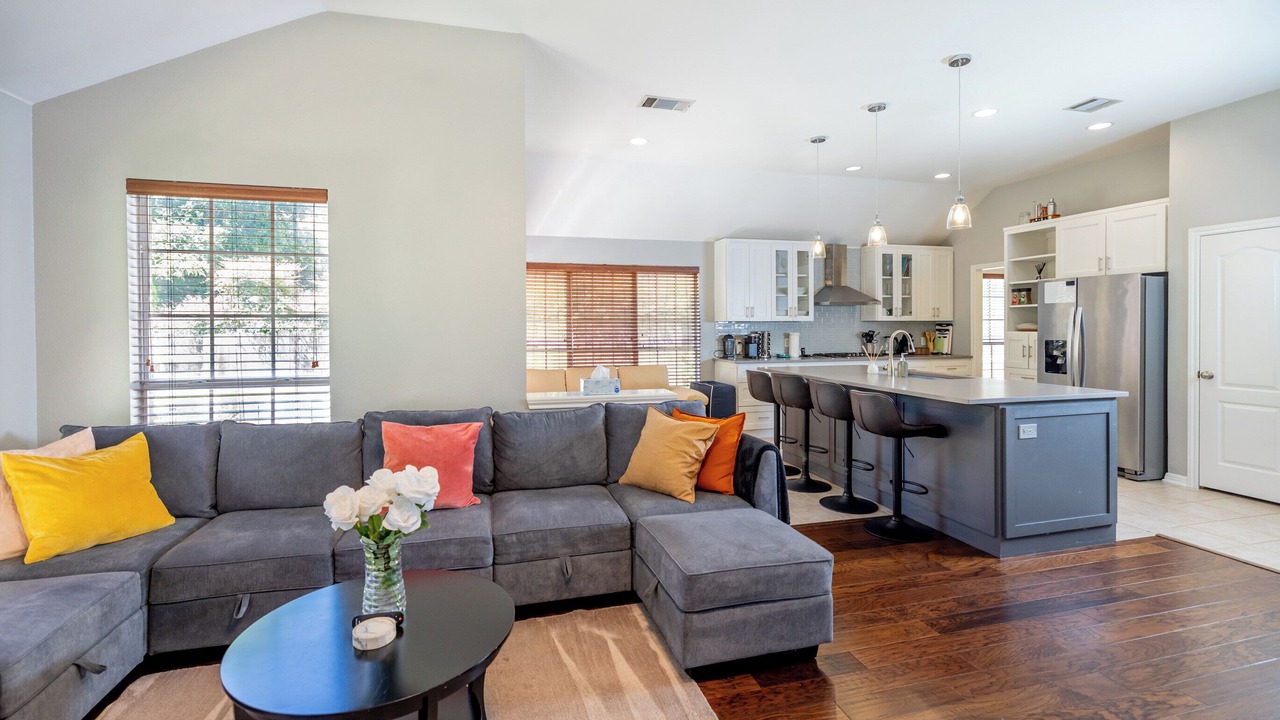 Photo of Livingroom in Cedar Park