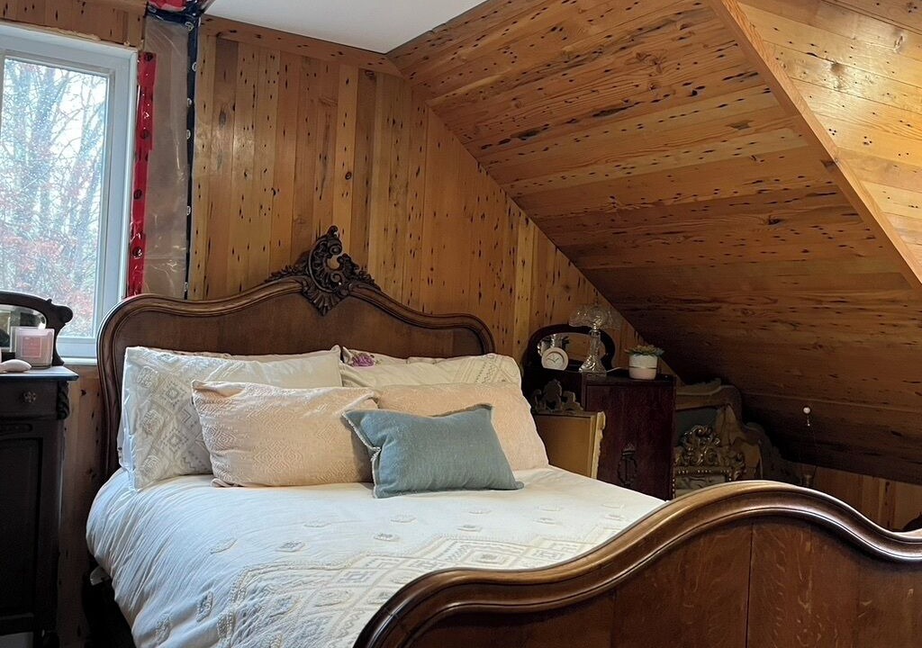 Photo of Bedroom in Mont-Tremblant