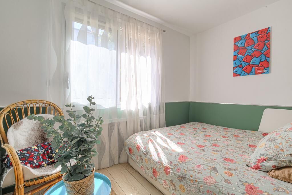 Photo of Bedroom in Feuillat Desgenettes