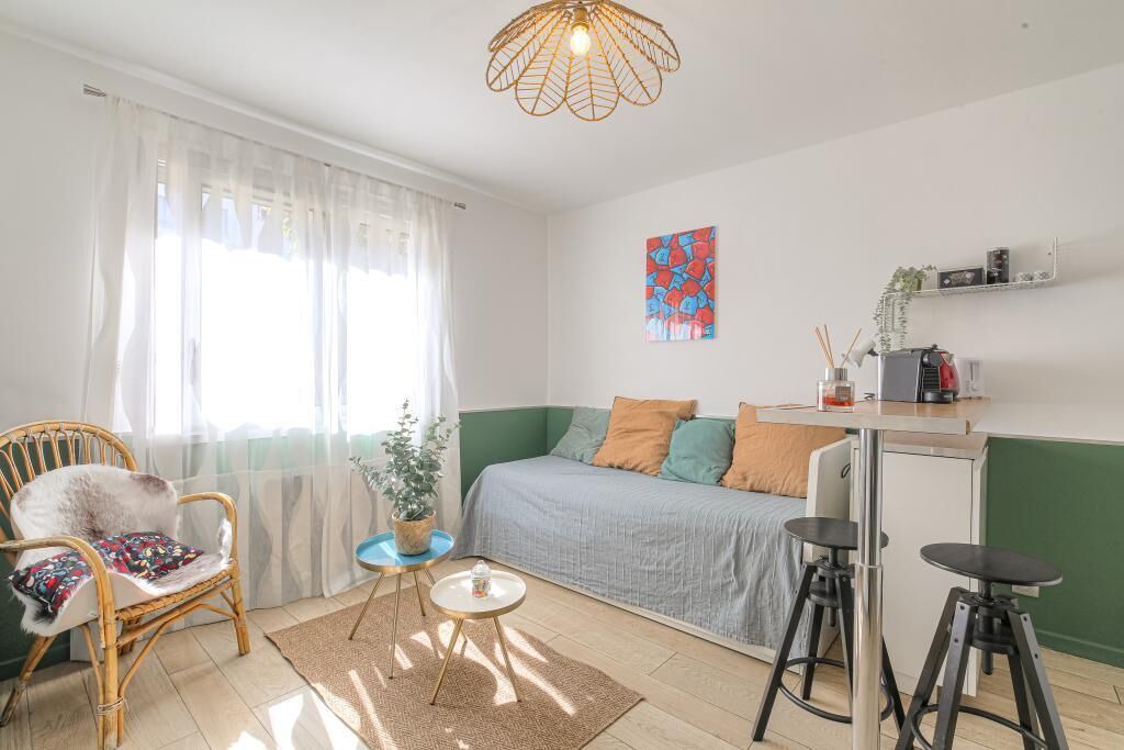 Photo of Others in Feuillat Desgenettes