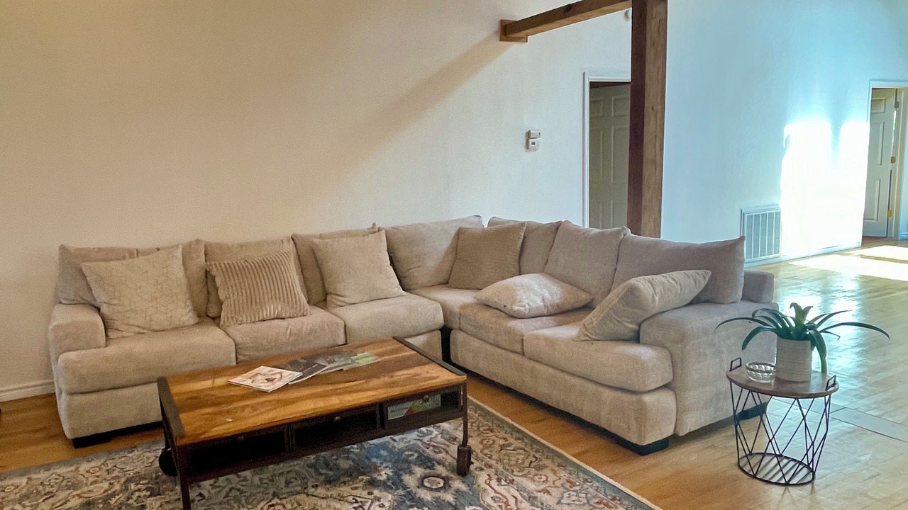 Photo of Livingroom in Smithville