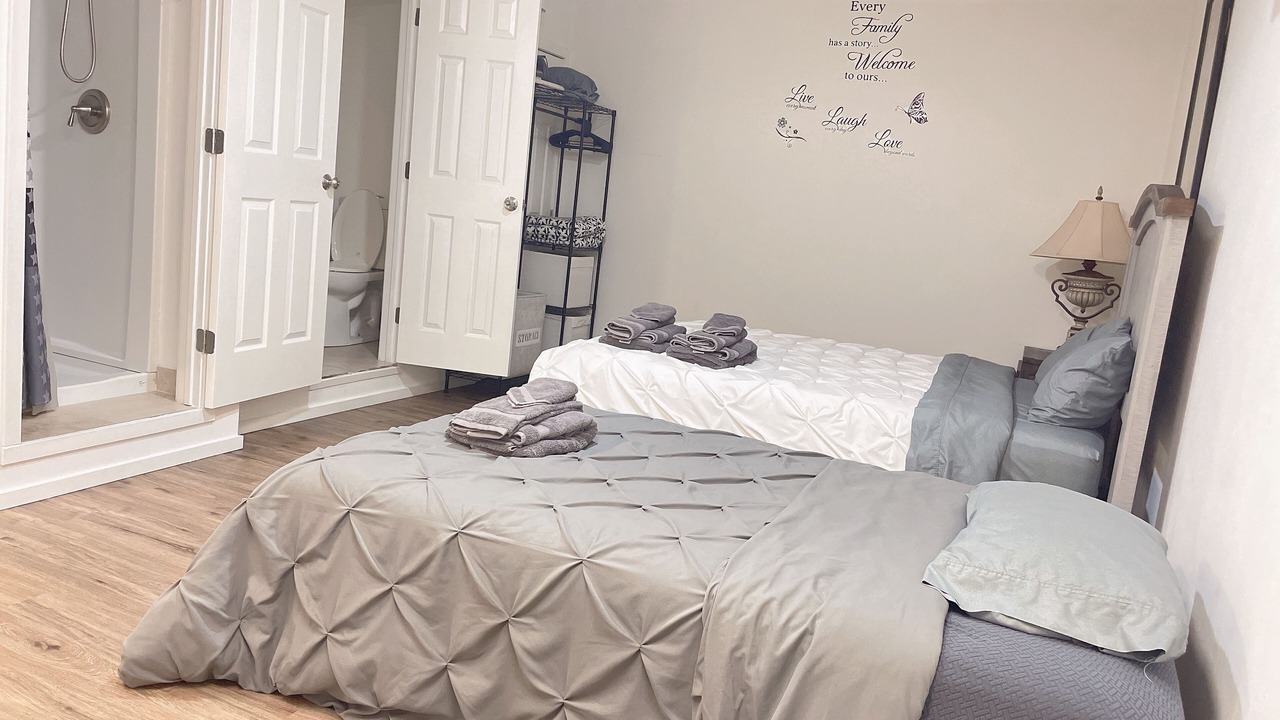 Photo of Bedroom in Midway City
