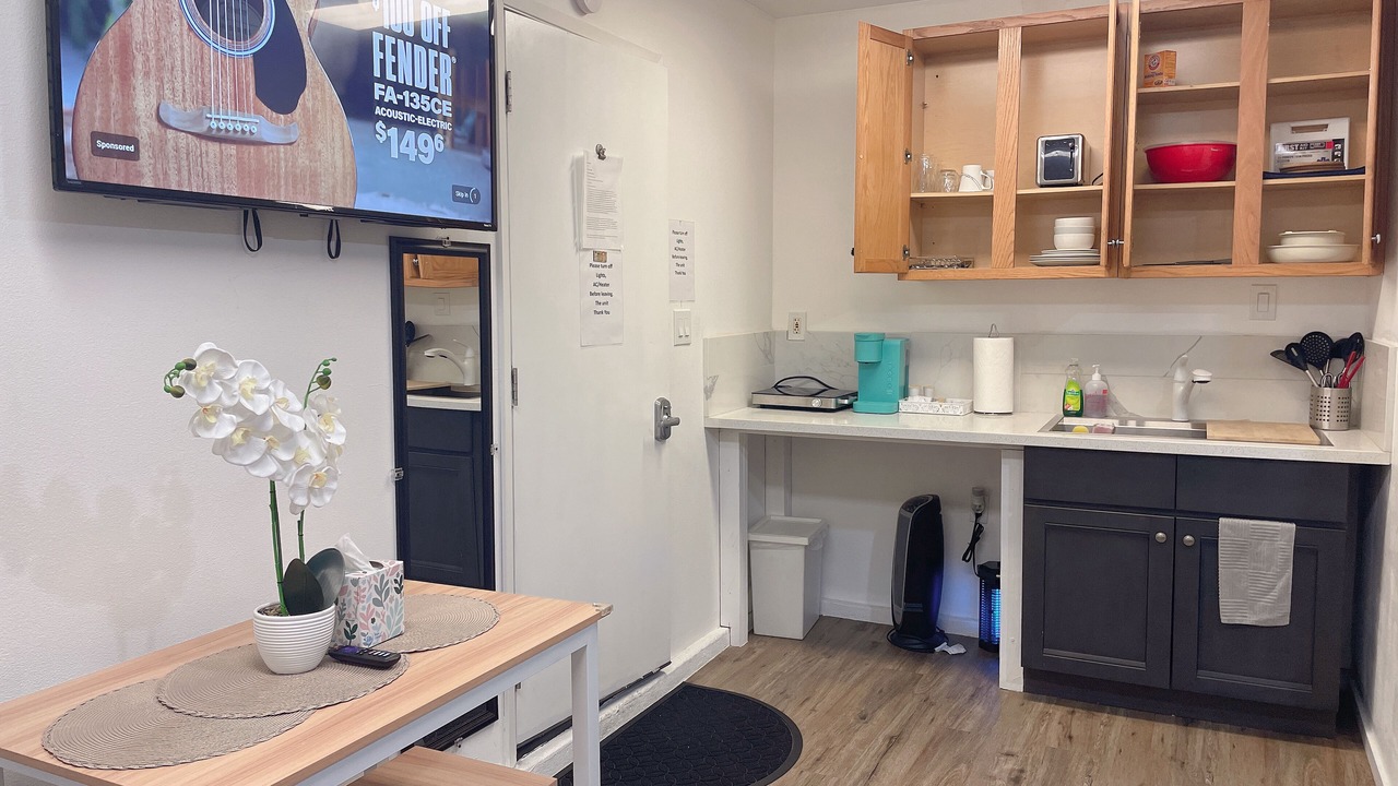 Photo of Kitchen in Midway City