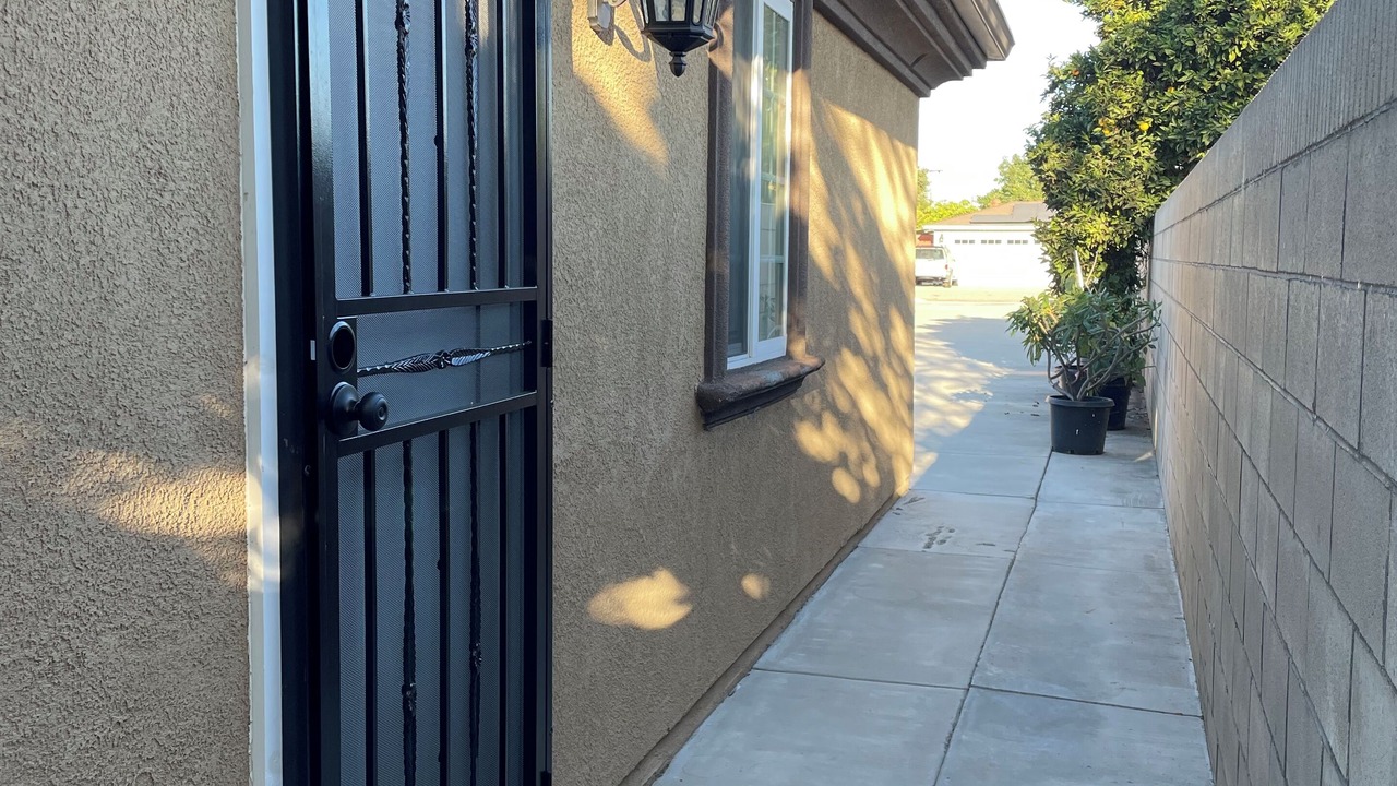 Photo of Outdoor in Midway City