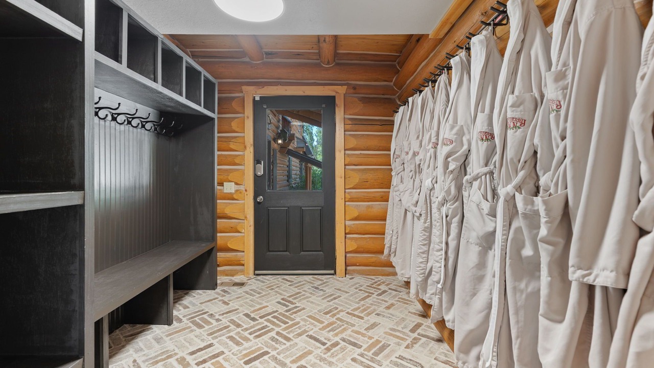 Photo of Bedroom in Eden