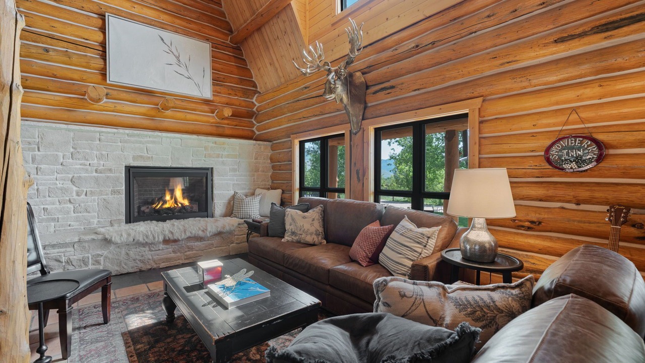Photo of Livingroom in Eden