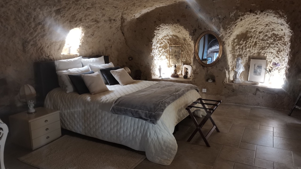 Photo of Bedroom in Troo