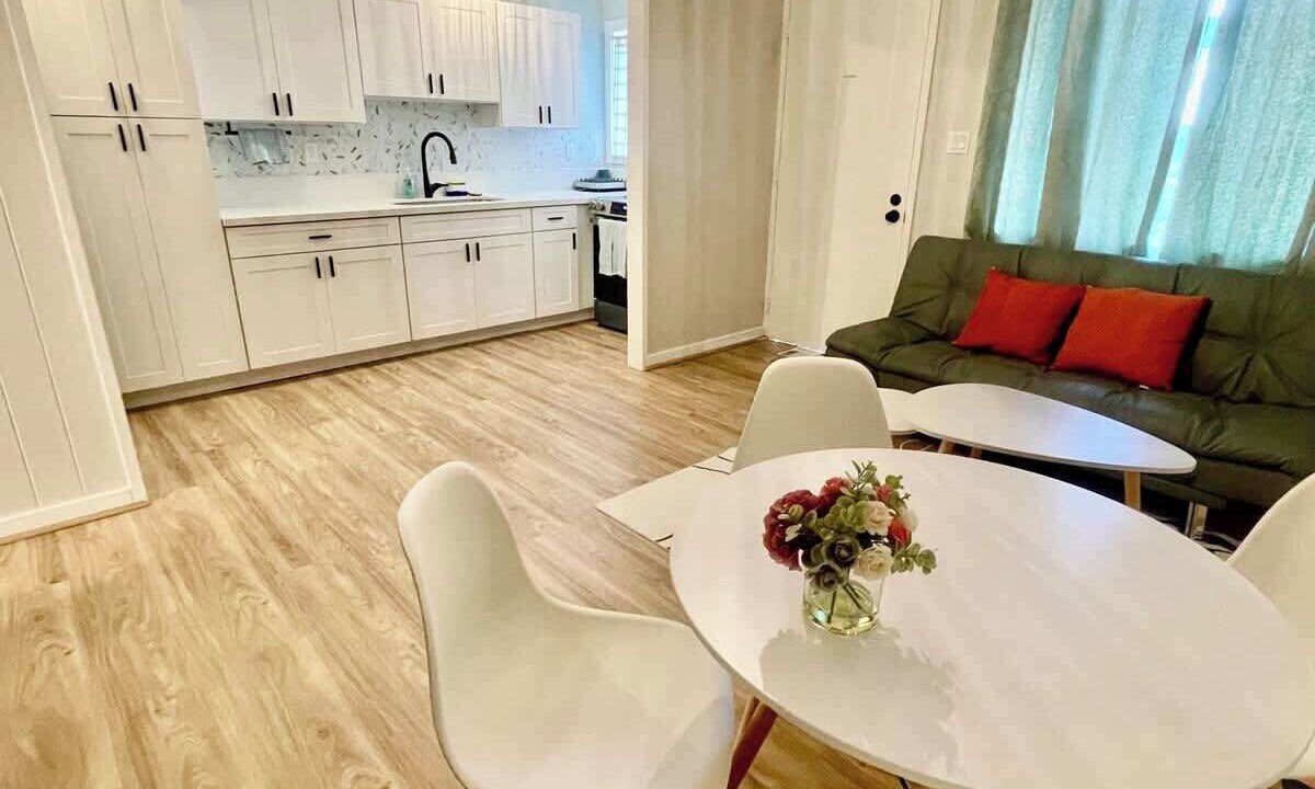 Photo of Others in McCully - Moiliili