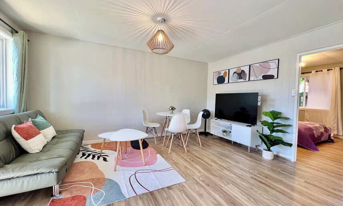 Photo of Livingroom in McCully - Moiliili