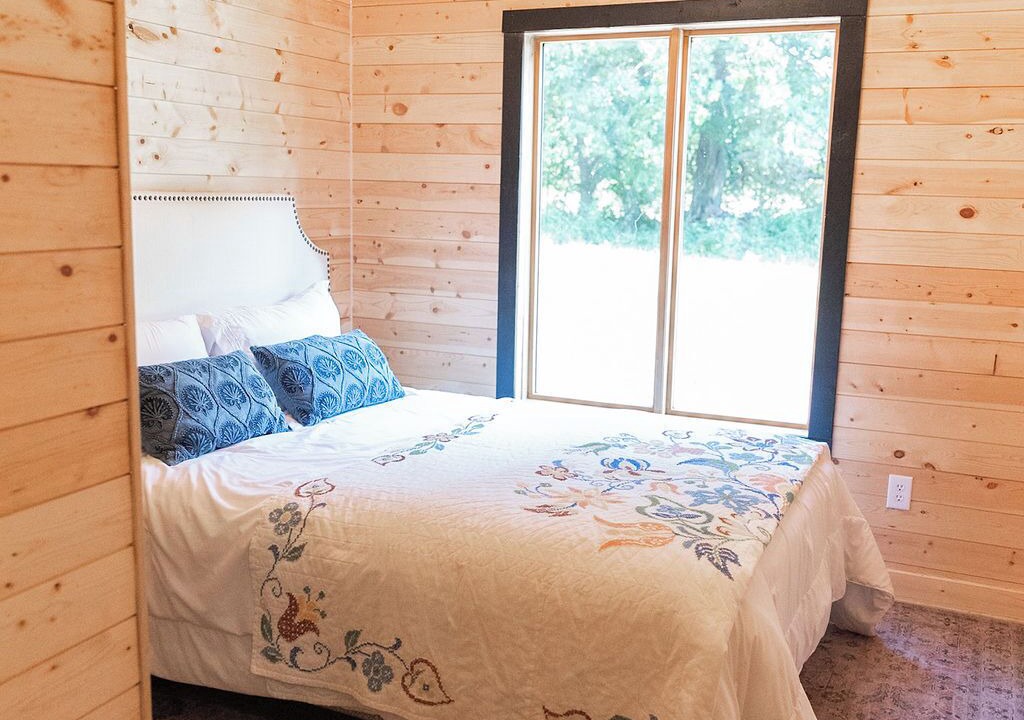 Photo of Bedroom in Jasper County