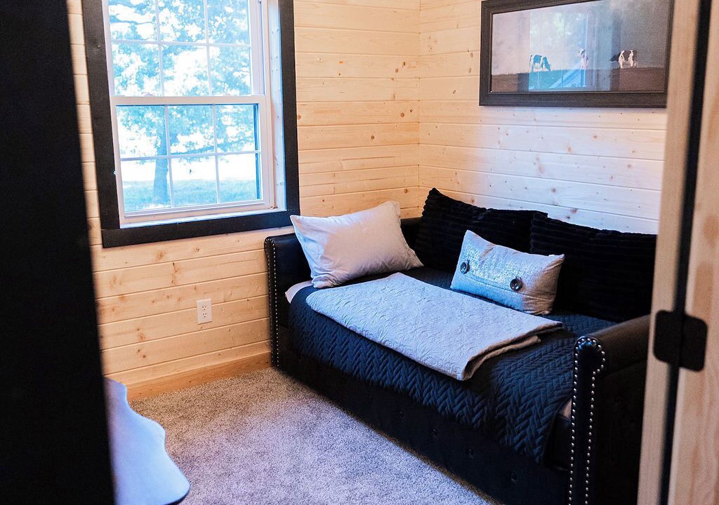 Photo of Livingroom in Jasper County