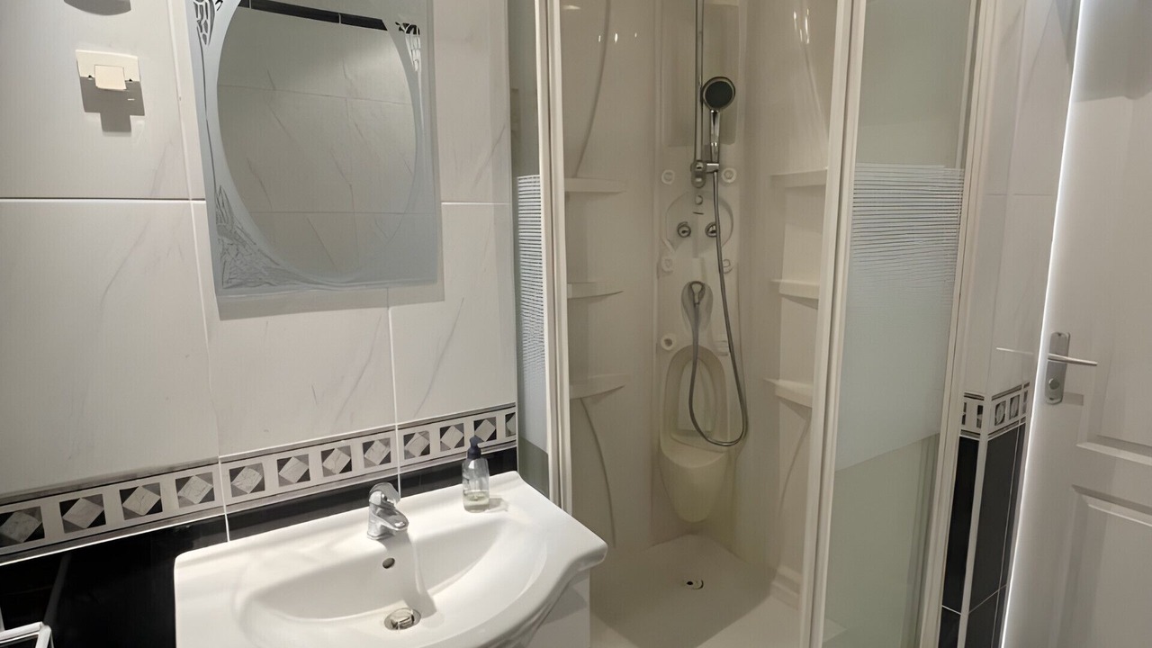 Photo of Bathroom in Spay
