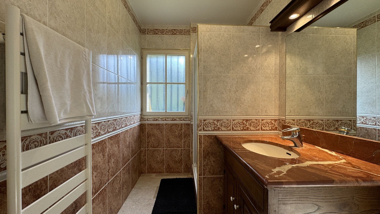 Photo of Bathroom in Spay
