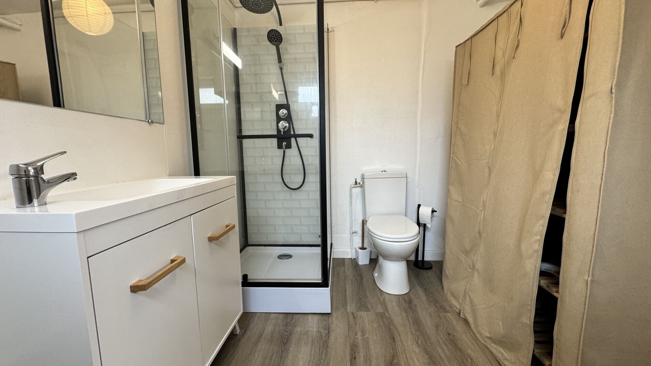 Photo of Bathroom in Heuze - Saint-Georges