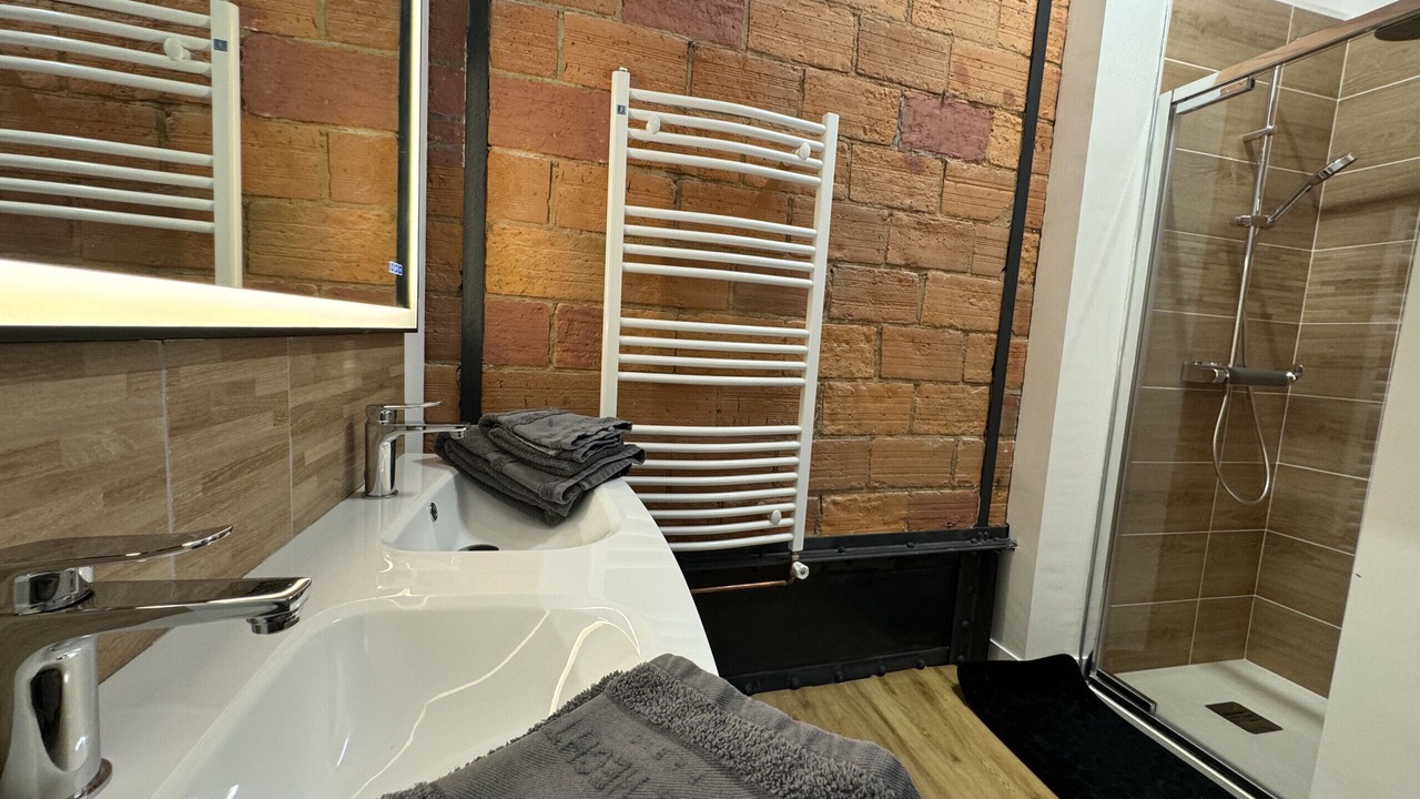 Photo of Bathroom in Republique