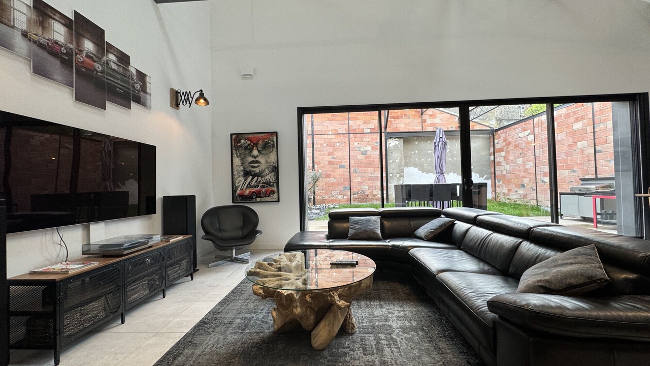 Photo of Livingroom in Republique