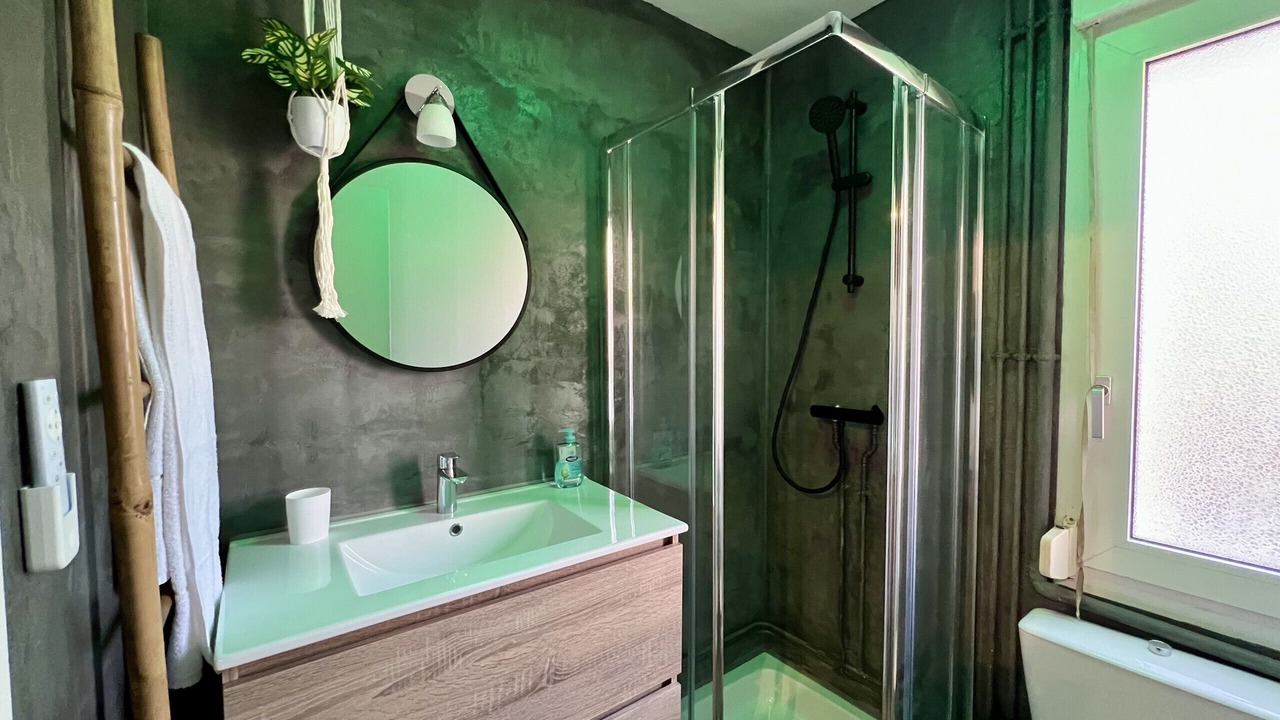 Photo of Bathroom in Liberation