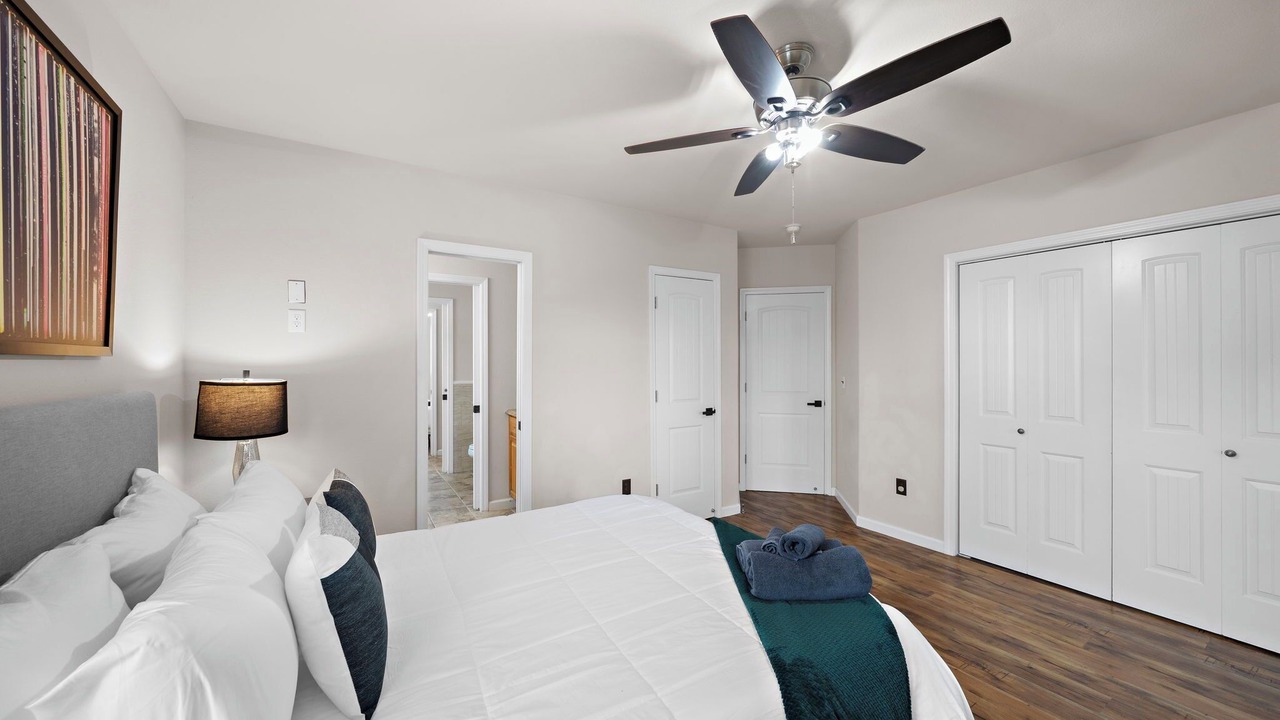 Photo of Bedroom in Willow Meadows/Willowbend Area