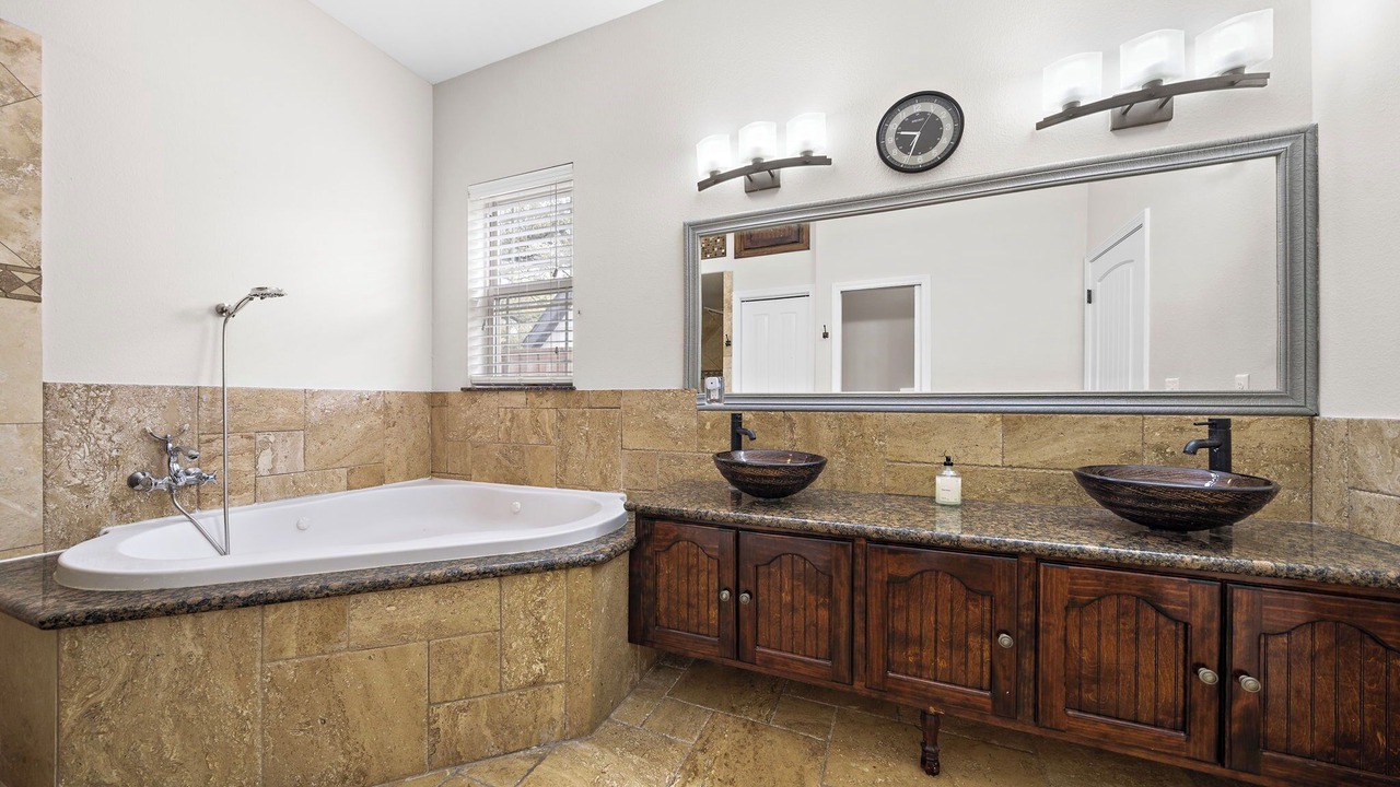 Photo of Bathroom in Willow Meadows/Willowbend Area
