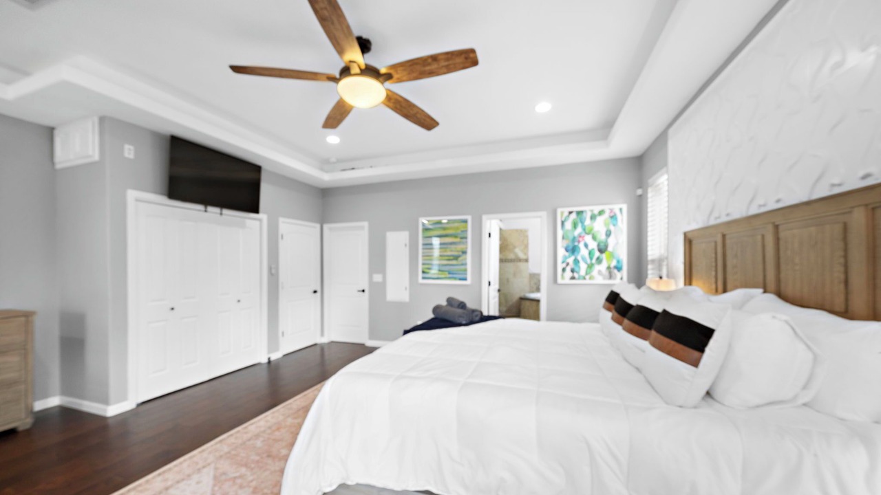 Photo of Bedroom in Willow Meadows/Willowbend Area