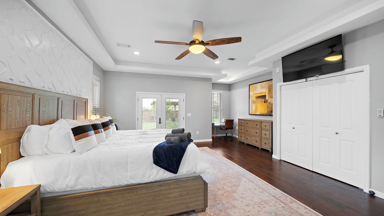 Photo of Bedroom in Willow Meadows/Willowbend Area
