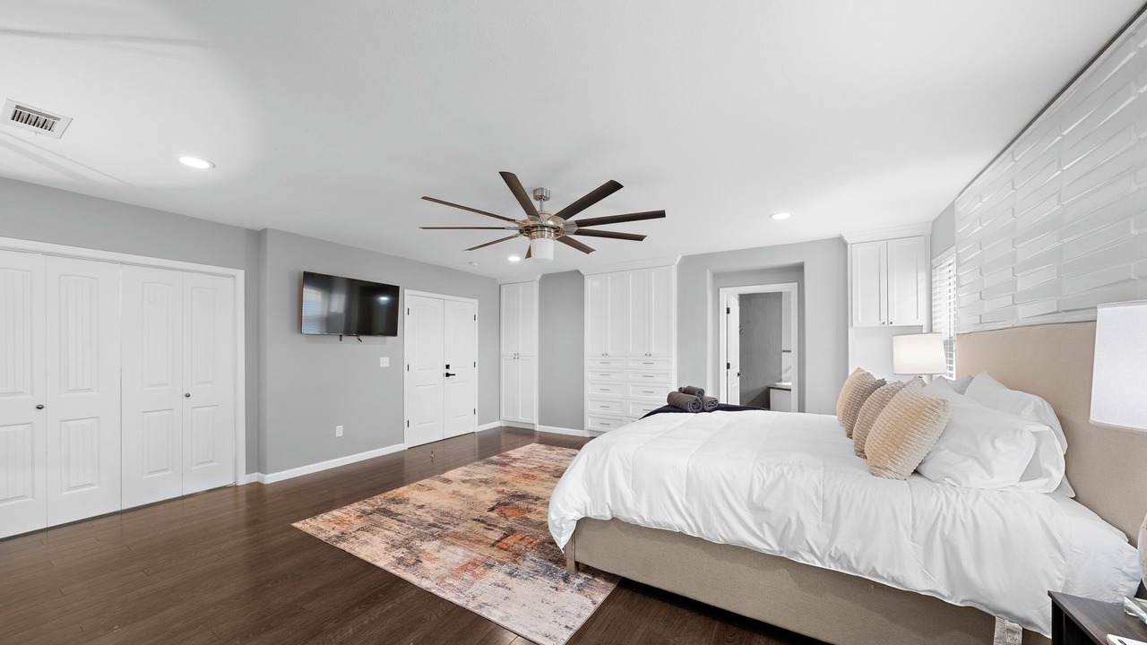 Photo of Bedroom in Willow Meadows/Willowbend Area